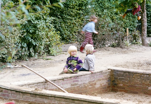 70 Sanierung Kinderspielplatz 1973-spd-rox